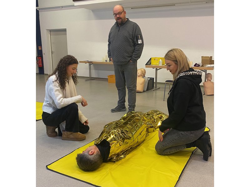 erste-hilfe-kurs_2026-02-21_b.jpg erste-hilfe-kurs_2026-02-21_b.jpg