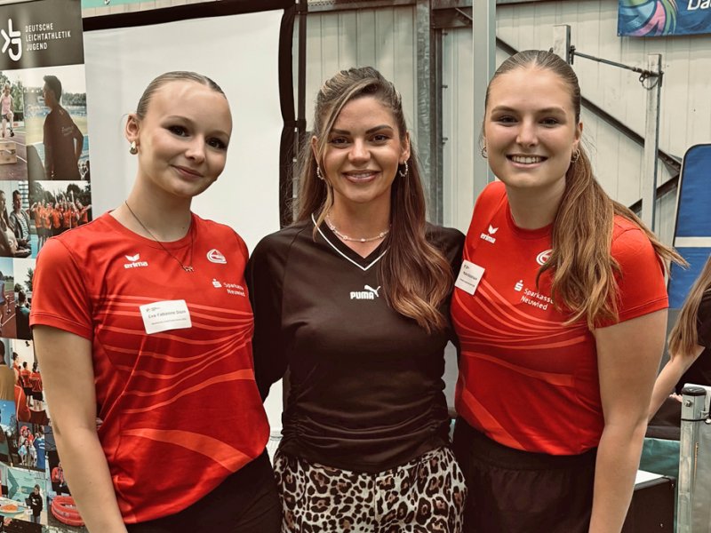 Eva Stein und Marie Böckmann beim Workshop mit Pamela Dutkiewicz-Emmerich Eva Stein und Marie Böckmann beim Workshop mit Pamela Dutkiewicz-Emmerich